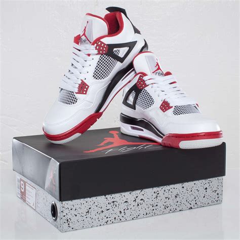 sneakers jordans 4